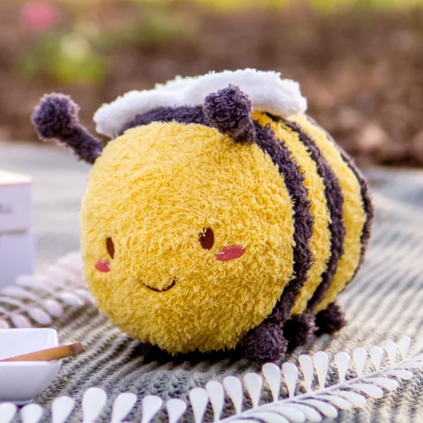 Plushy Bee